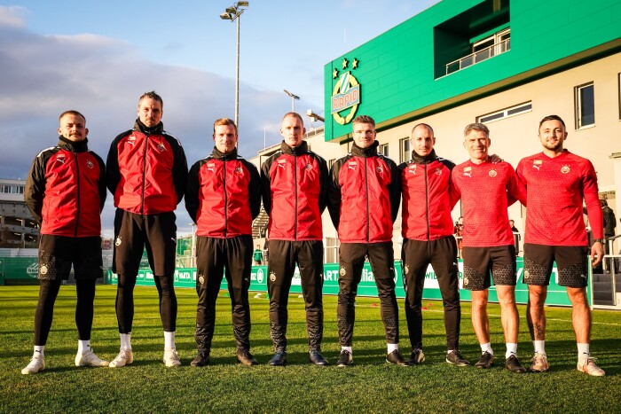 SK Rapid :: The beginning of training under the leadership of Robert Claus